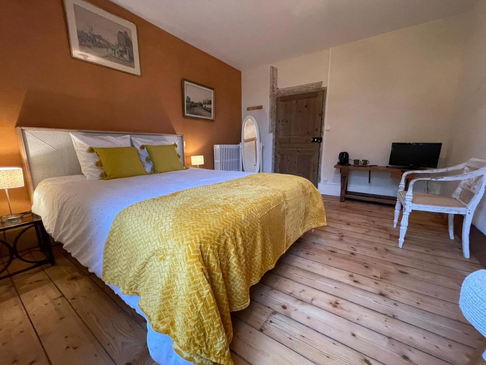 La Porte Des Pres Cluny Zimmer foto